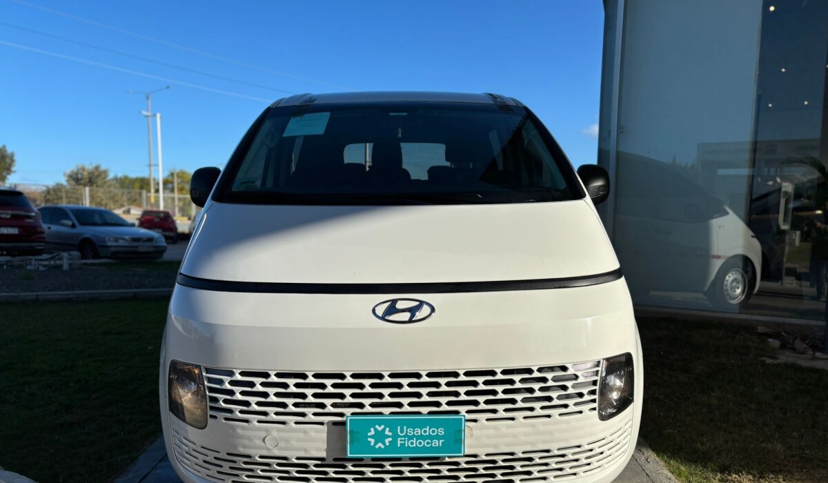 Hyundai H1 Staria Minibus Diesel 2,2 MT - 2022 Hyundai H1 Staria Minibus Diesel 2,2 MT - 2022