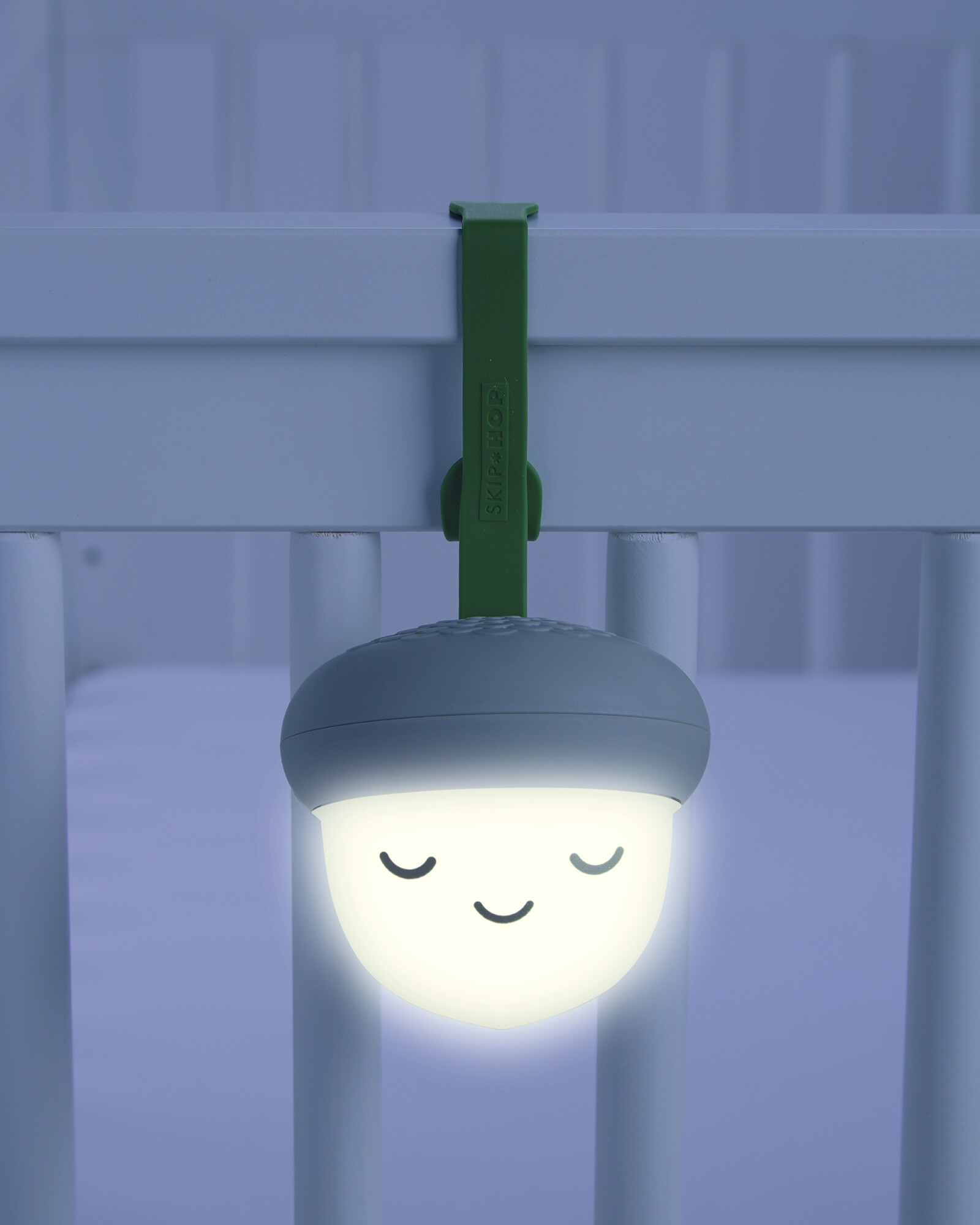 Arrullador portátil con luz, diseño bellota Arrullador portátil con luz, diseño bellota