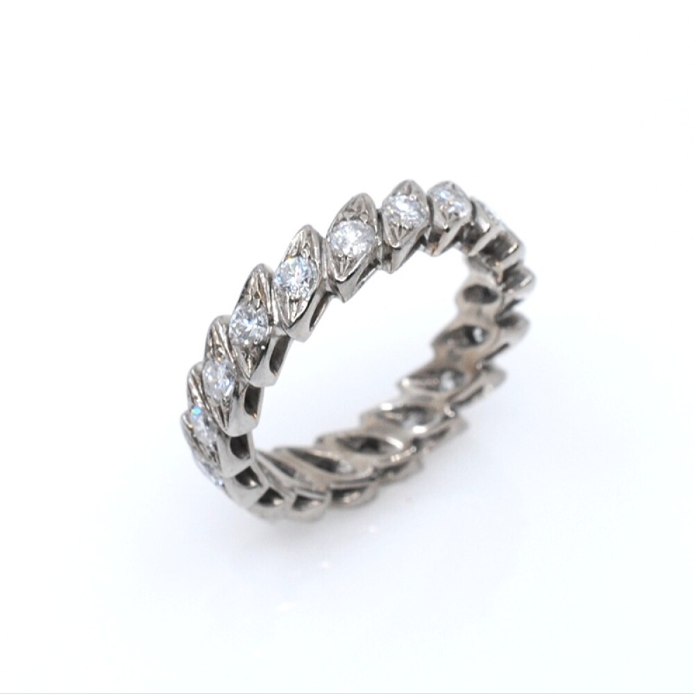 Anillo sin fin en oro 18k blanco y brillantes Anillo sin fin en oro 18k blanco y brillantes