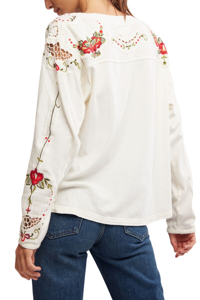 LILITH TEE Marfil