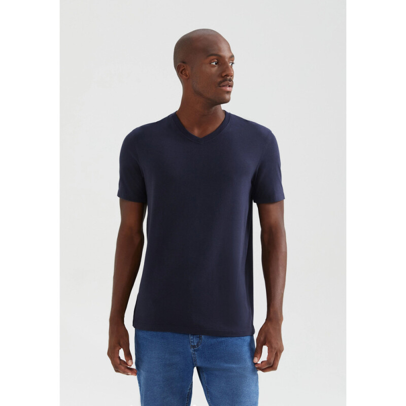 CAMISETA MM MASC AX7EN