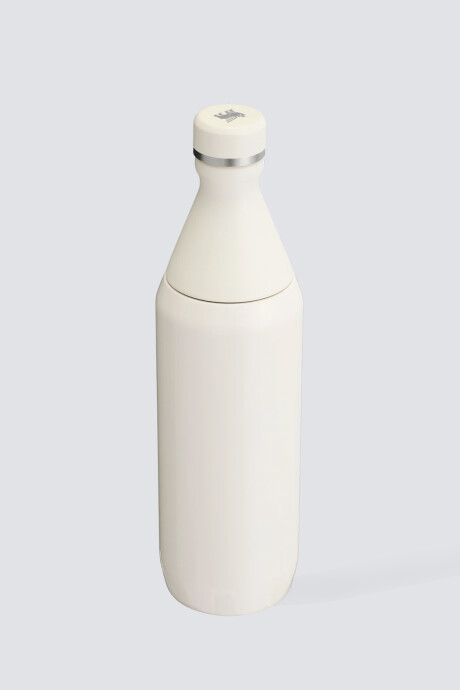 Botella Stanley Slim para todo el día 20 oz Crema