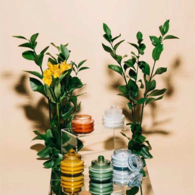 Vela aromática de vidrio White - cotton & teak