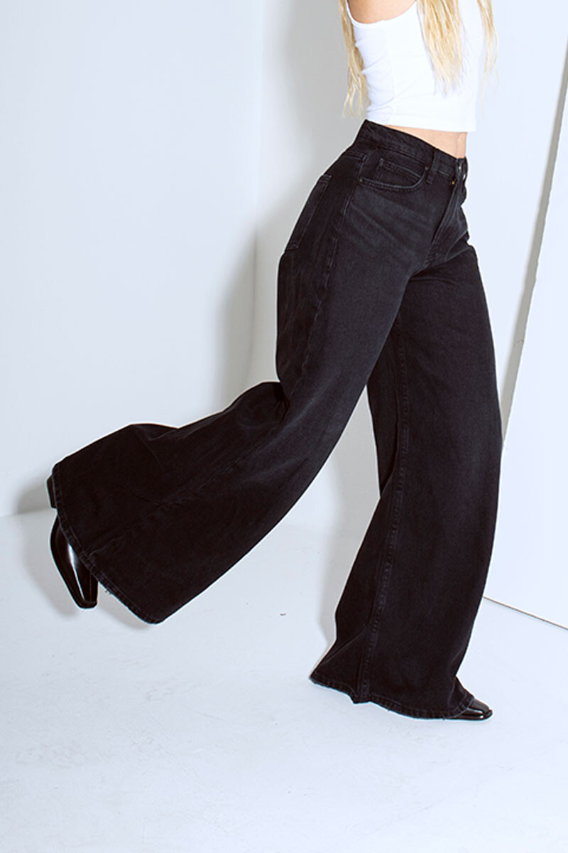Widi Black