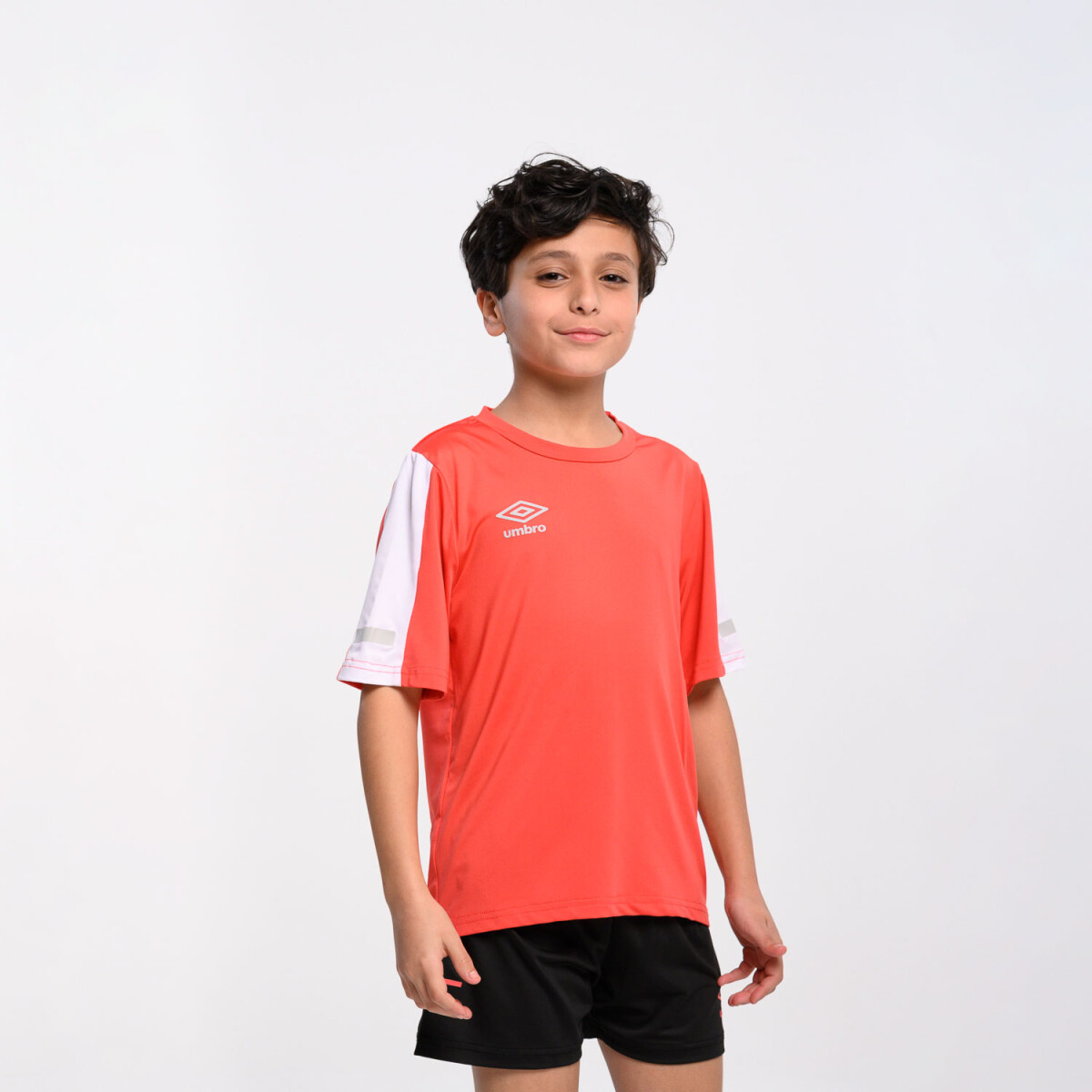 Remera Combined Loose Umbro Niños - 494 
