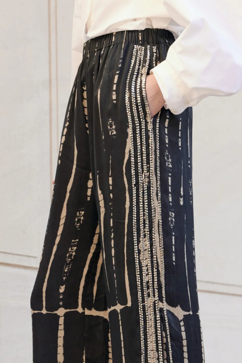 PANTS DOOM Negro
