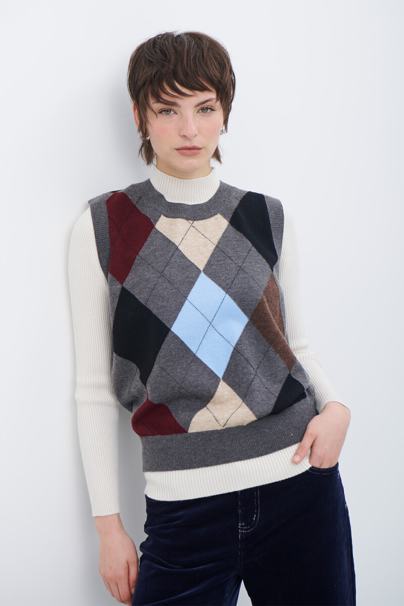 CHALECO ROMBOS CELESTE