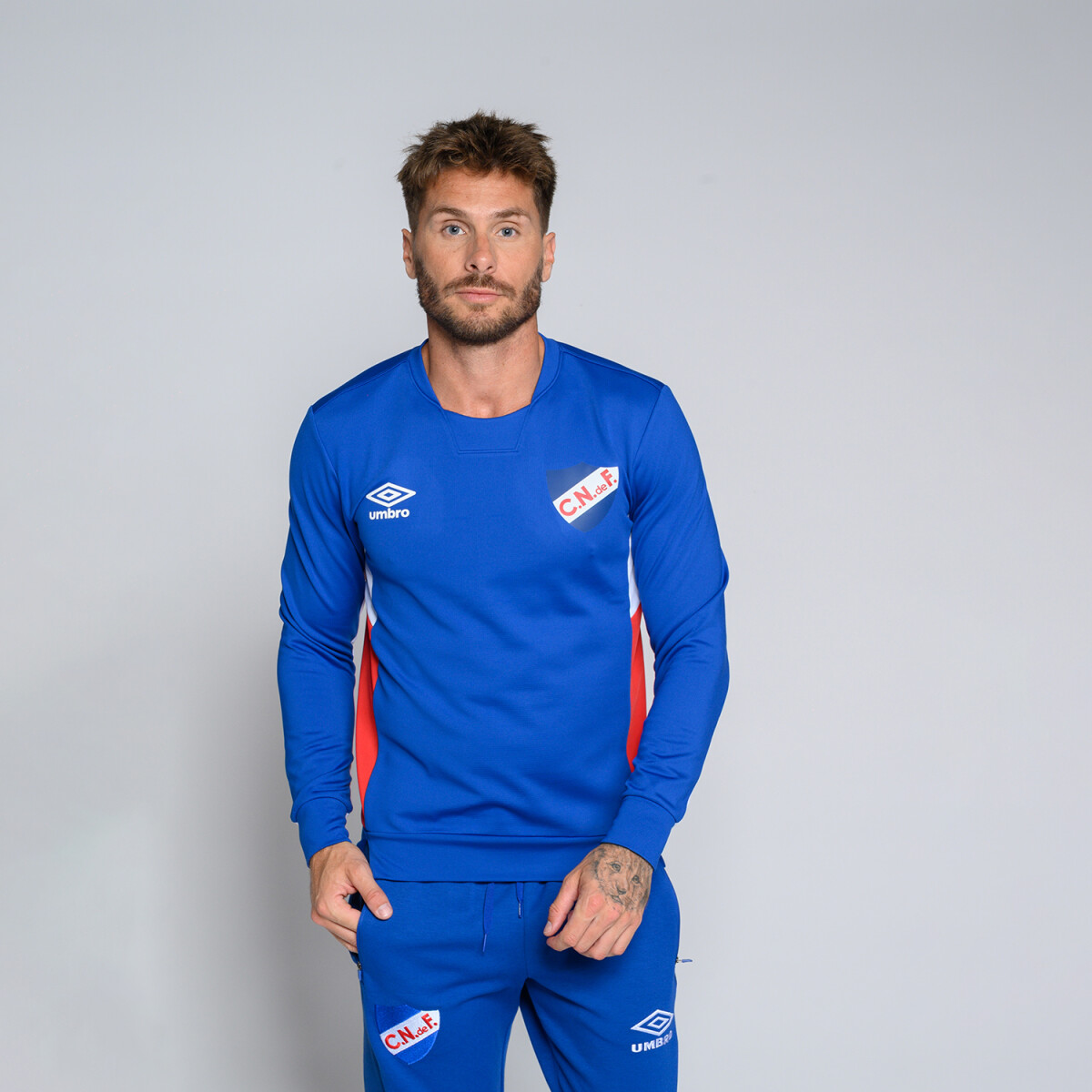 BUZO PREMIER CNdeF Nacional Oficial Hombre - 649 