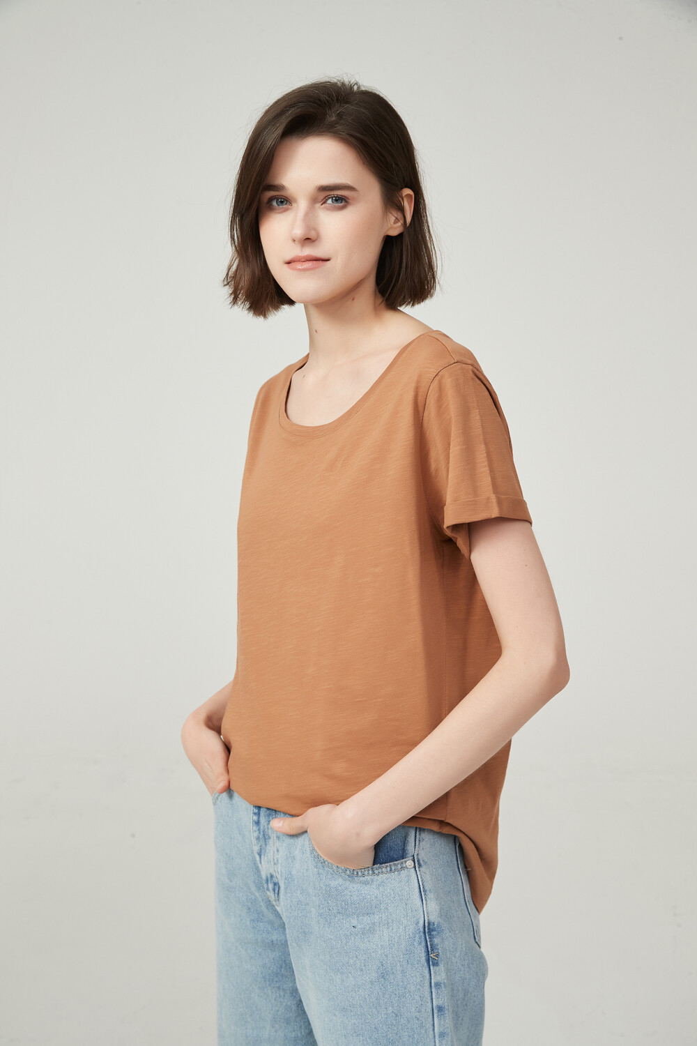 Remera Cordata Tostado