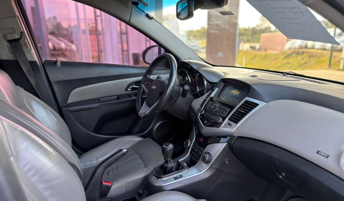 Chevrolet Cruze 1,8 MT LTZ - 2012 Chevrolet Cruze 1,8 MT LTZ - 2012