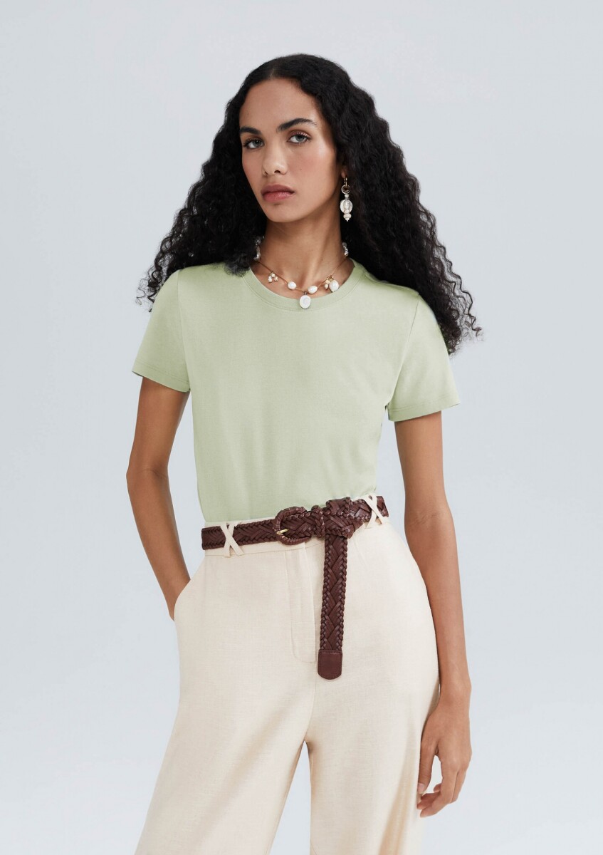 CAMISETA BÁSICA MANGA CORTA - VERDE CLARO 