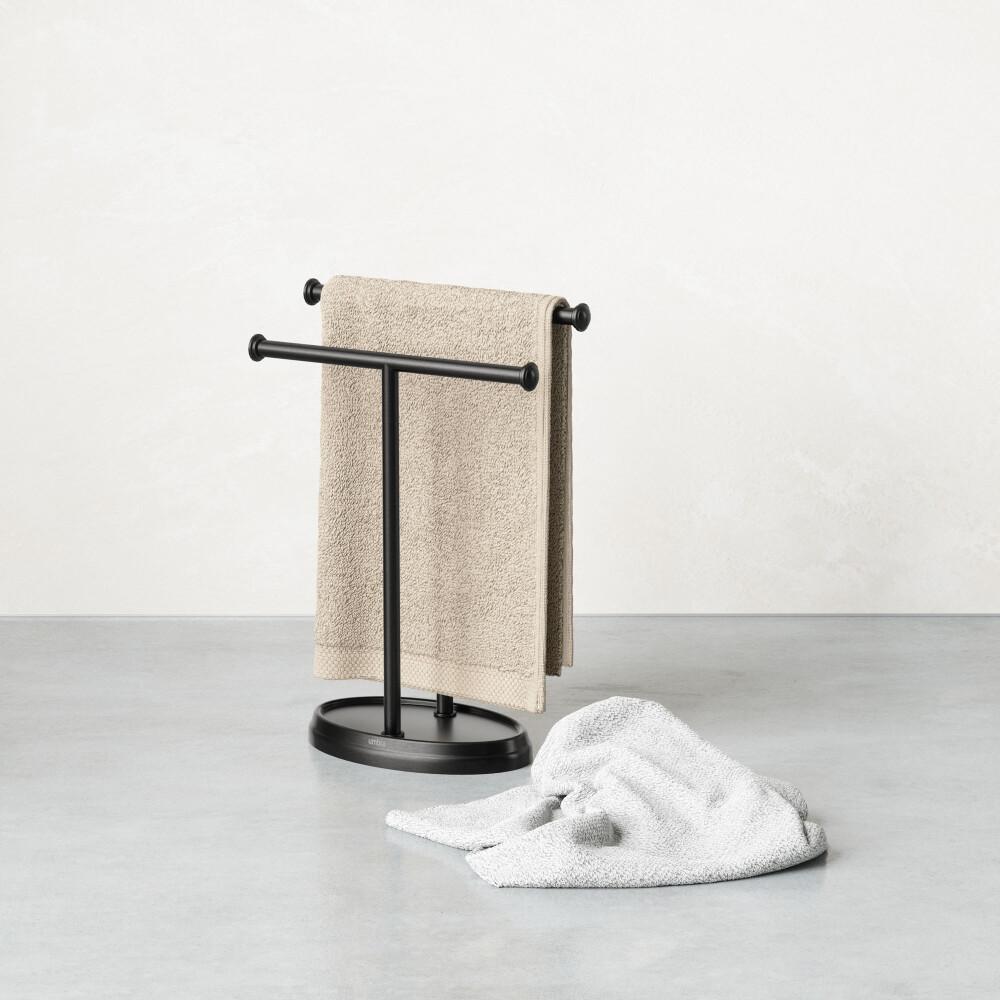 SOPORTE TOALLAS METAL NEGRO UMBRA PALM TREE
