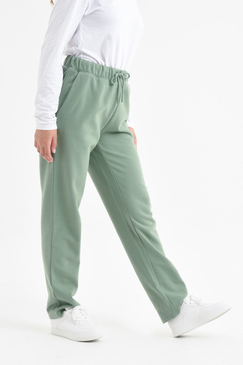 Pantalón deportivo básico Verde