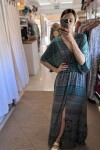 Vestido Manu de seda Tonos turquesa y bordó