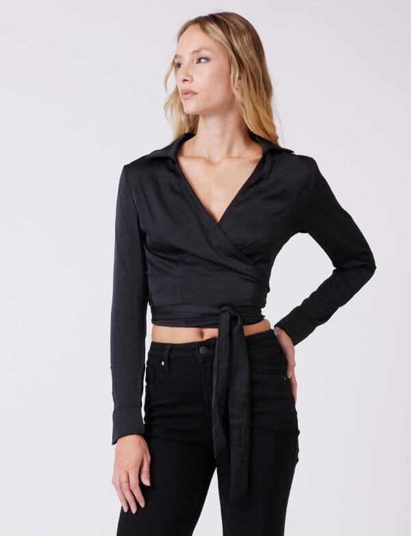 Blusa Cruzada NEGRO