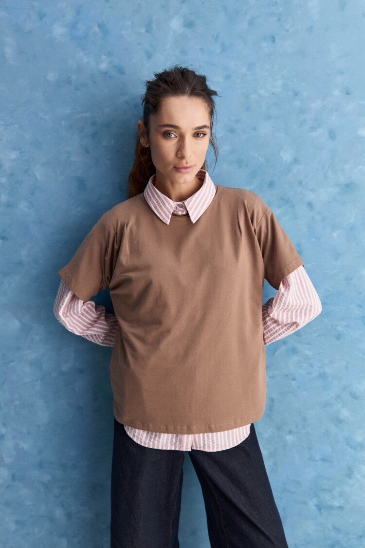 REMERA MOREA Tostado