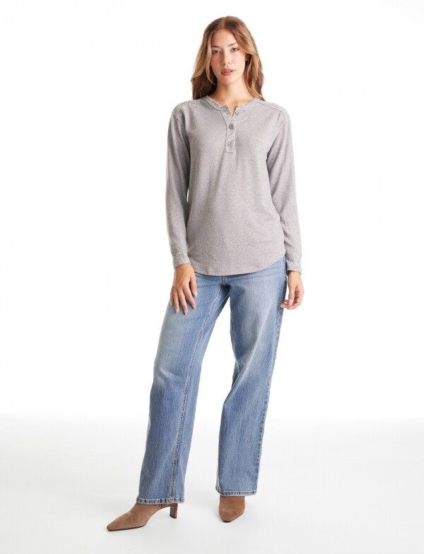Buzo Hacci Henley GRIS