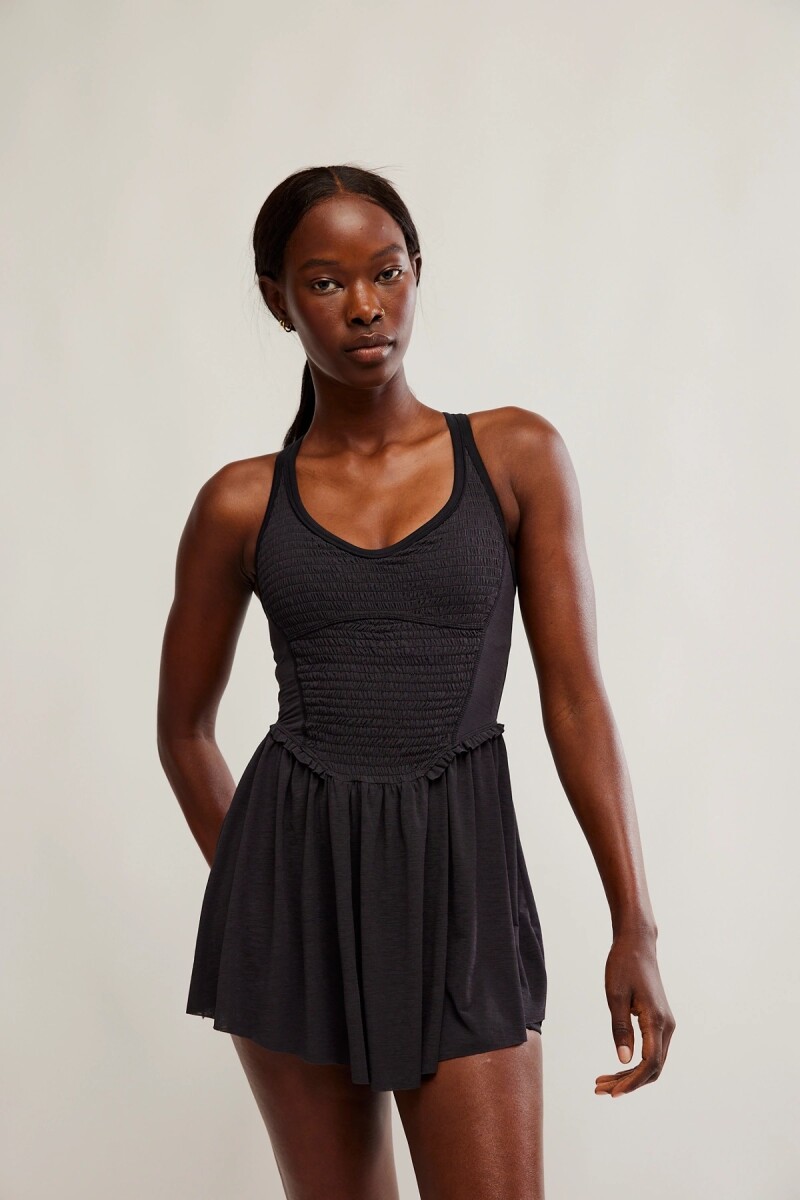 VESTIDO SMOCKIN HOT Negro