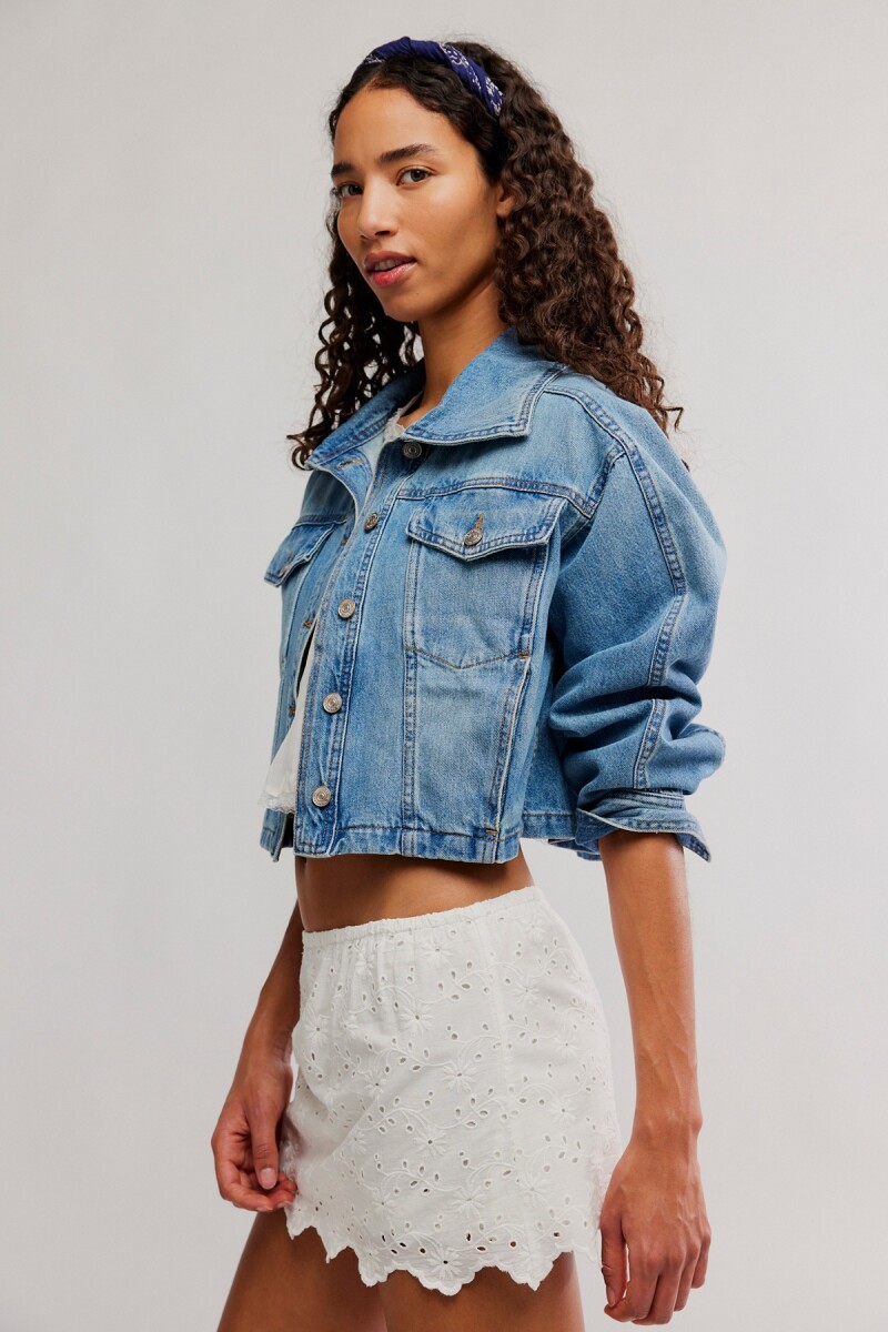 EYES ON YOU SKORT Marfil