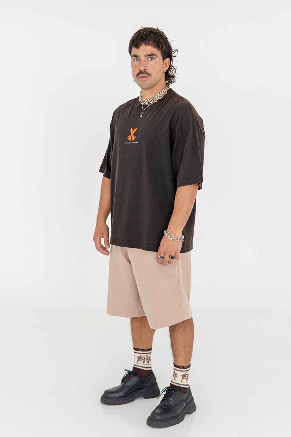 Remera Pulau Reina Negro