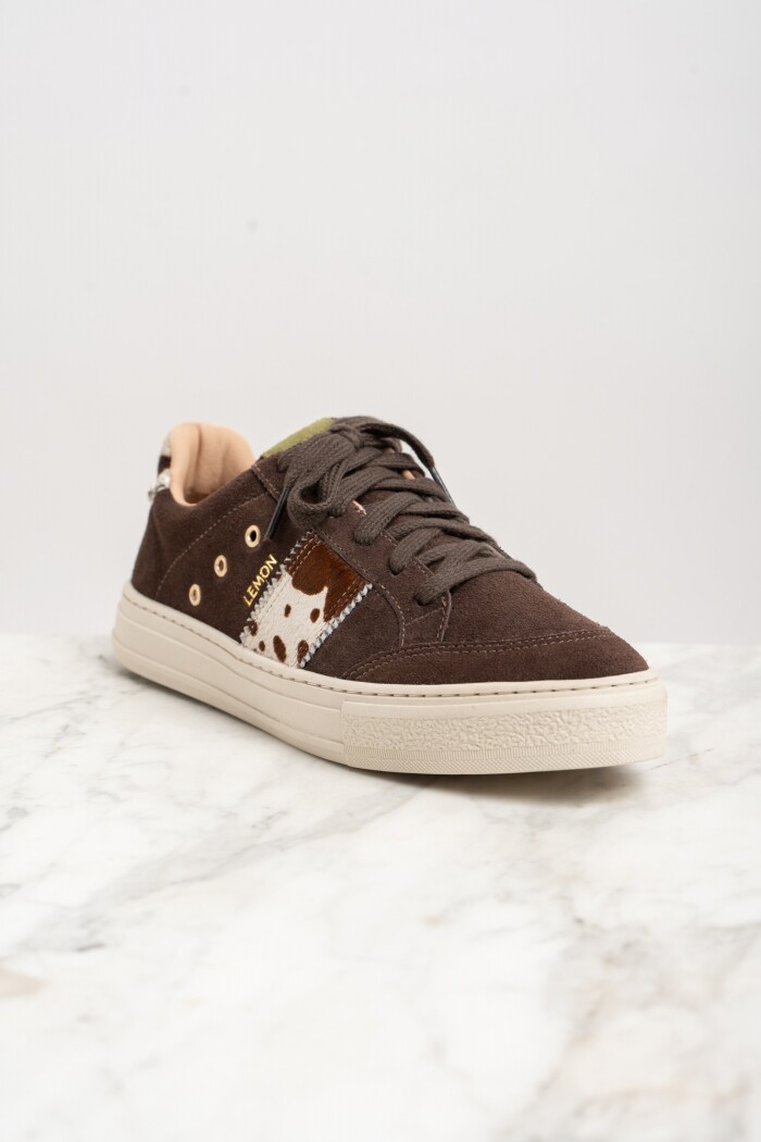Zapatilla Gamuza Animal Print Vaca Marron