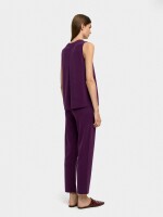 Pantalón Rectos Con Pinzas burdeos