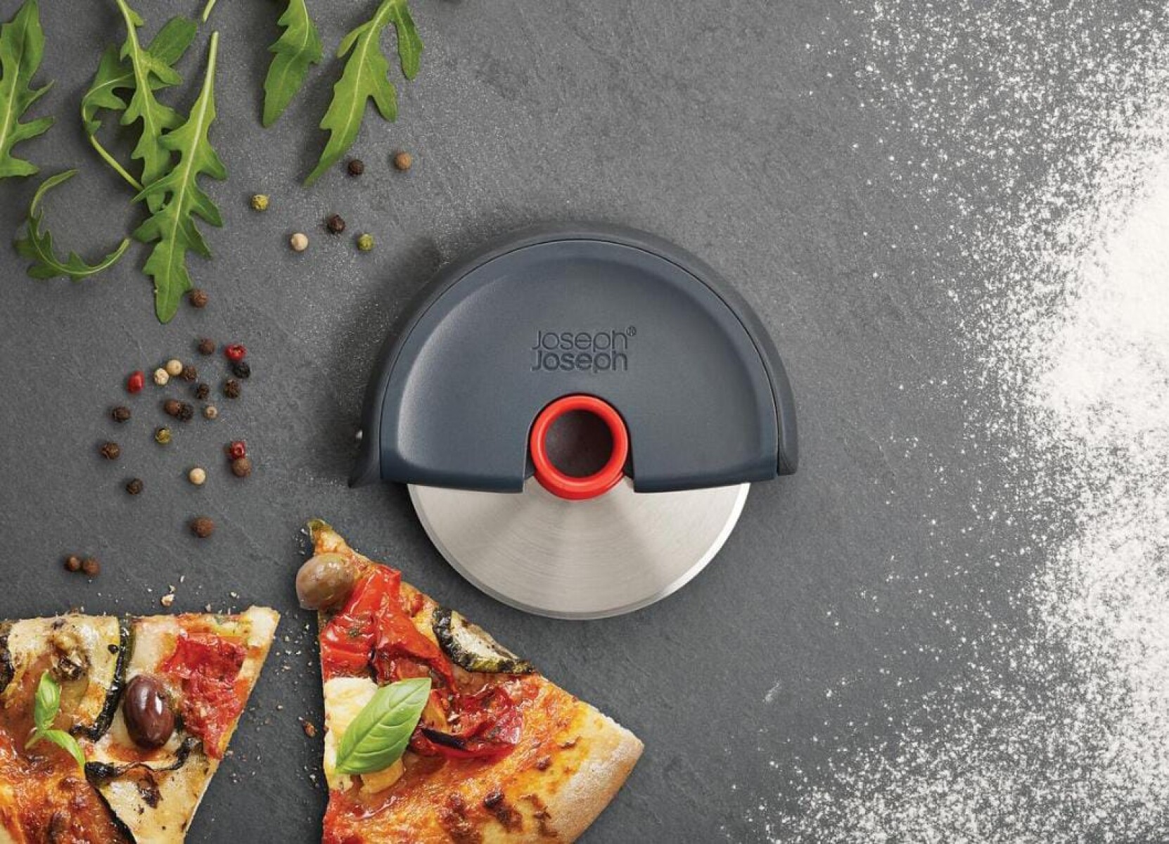 Cortador de pizza Disc Easy-clean Joseph Joseph - Preventa 20% OFF 