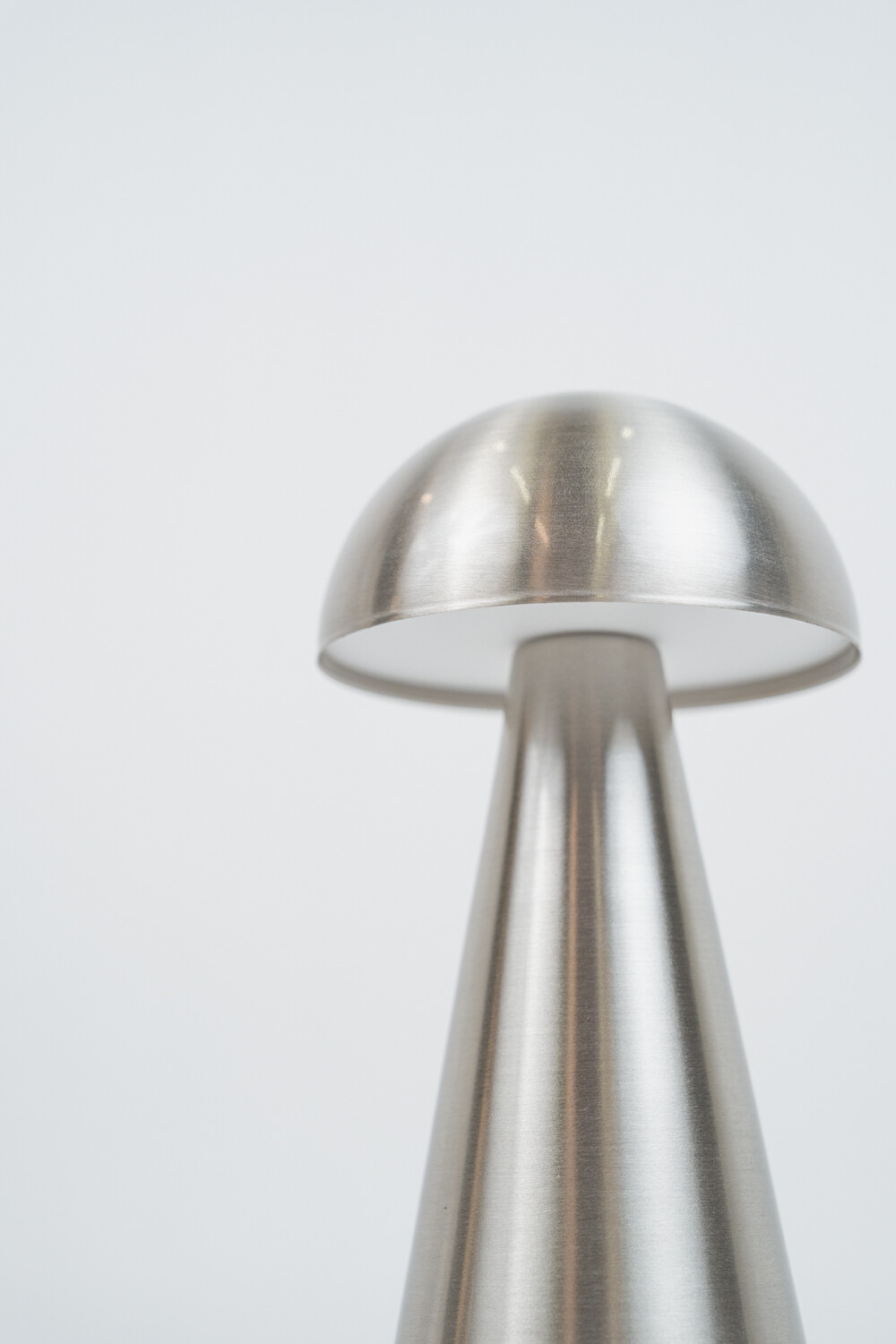 Lampara De Mesa Auma, Touch Usb Plateado