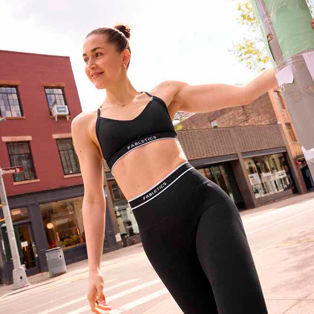 Bra Seamless V-Neck Push-Up Low Impact Bra Mujer Black/classic White Fabletics