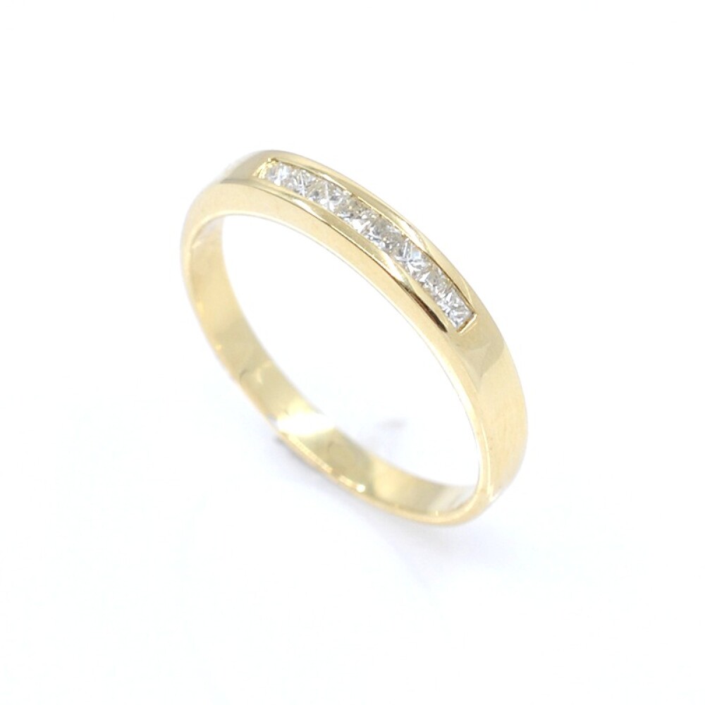 Anillo medio sin fin en oro 18k con 8 brillantes tallado princesa Anillo medio sin fin en oro 18k con 8 brillantes tallado princesa