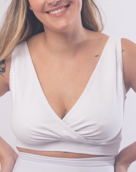 Top Maternal Anika Blanco