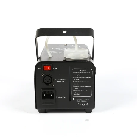 MAQUINA DE HUMO 600 WATTS CON CONTROL REMOTO MAQUINA DE HUMO 600 WATTS CON CONTROL REMOTO