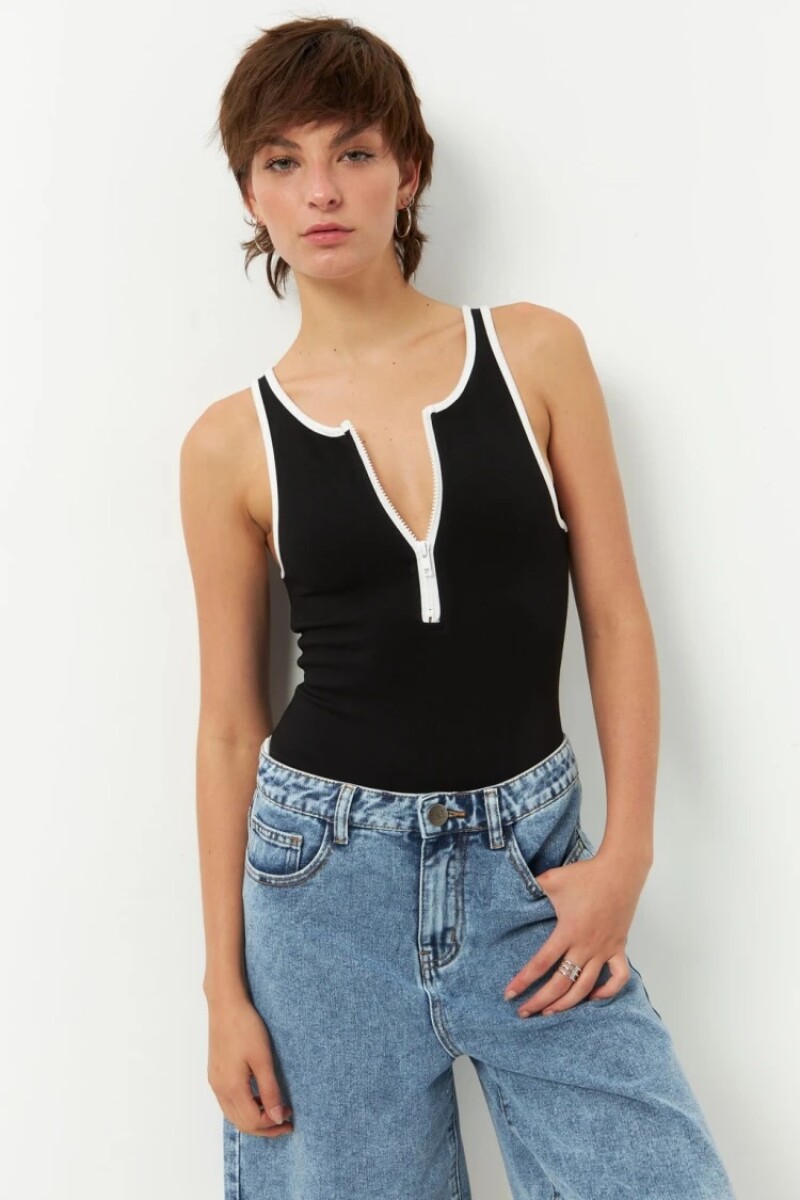 BODY P.CAKE SPORTY - NEGRO 