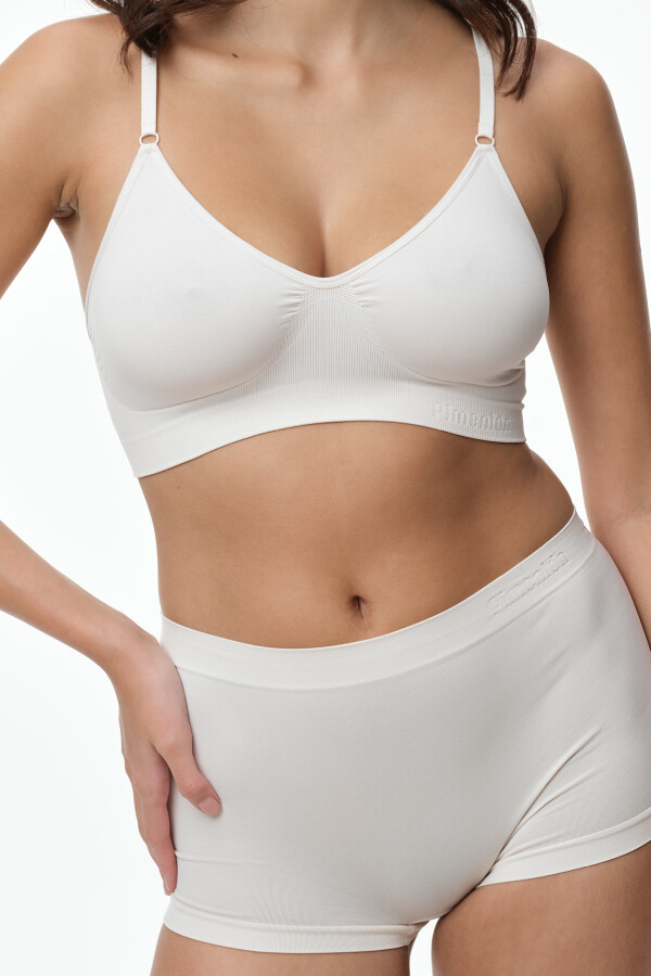 SEAMLESS