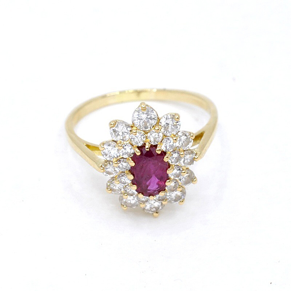 Anillo En Oro 18K, Rubi Y Brillantes 