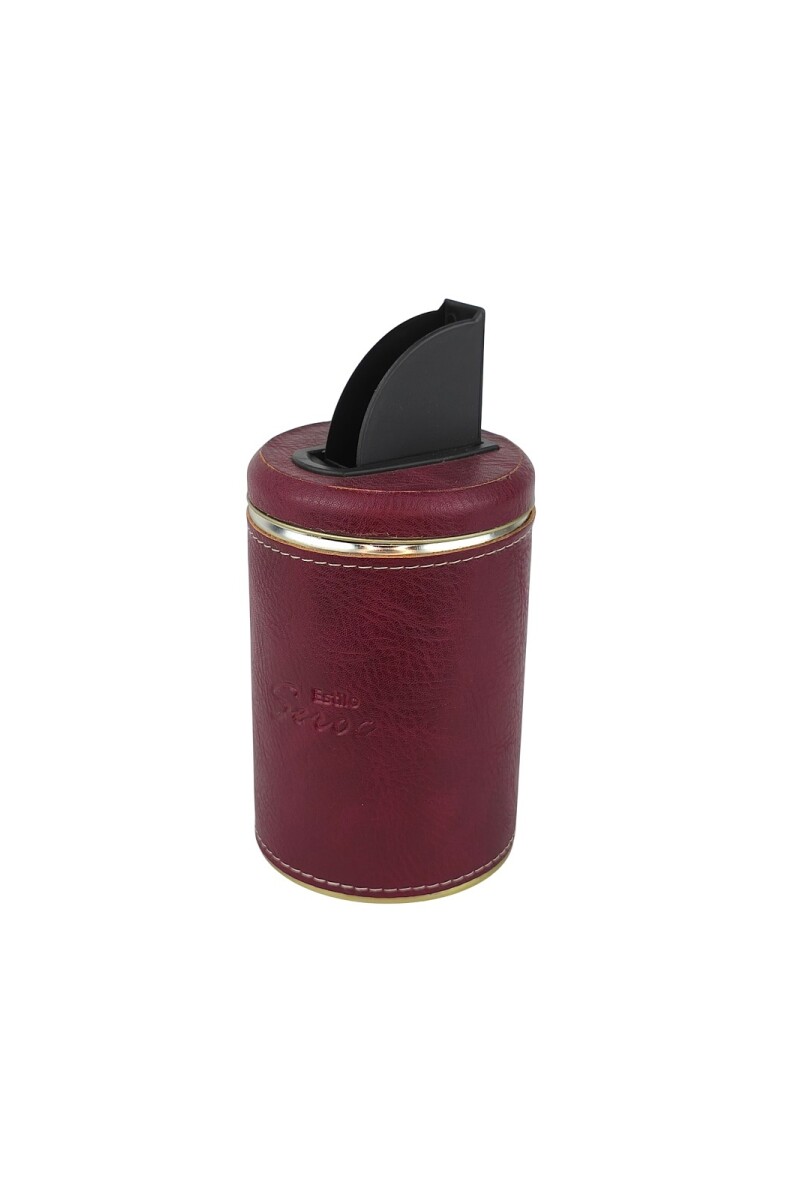 Yerbera con pico dispensador bordo