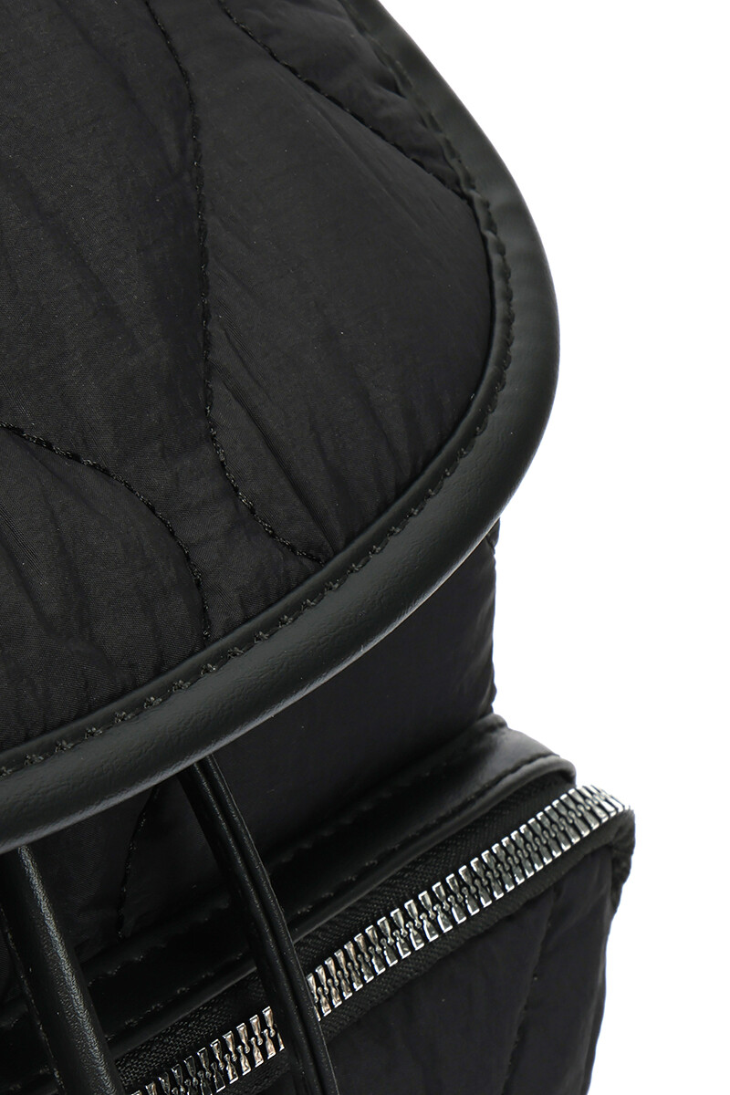 Mochila Negro