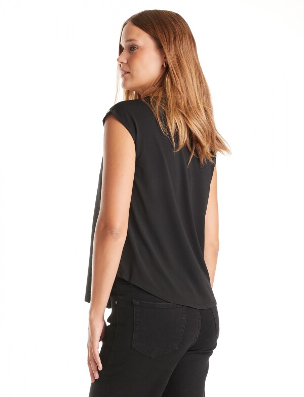 Blusa Tachas NEGRO
