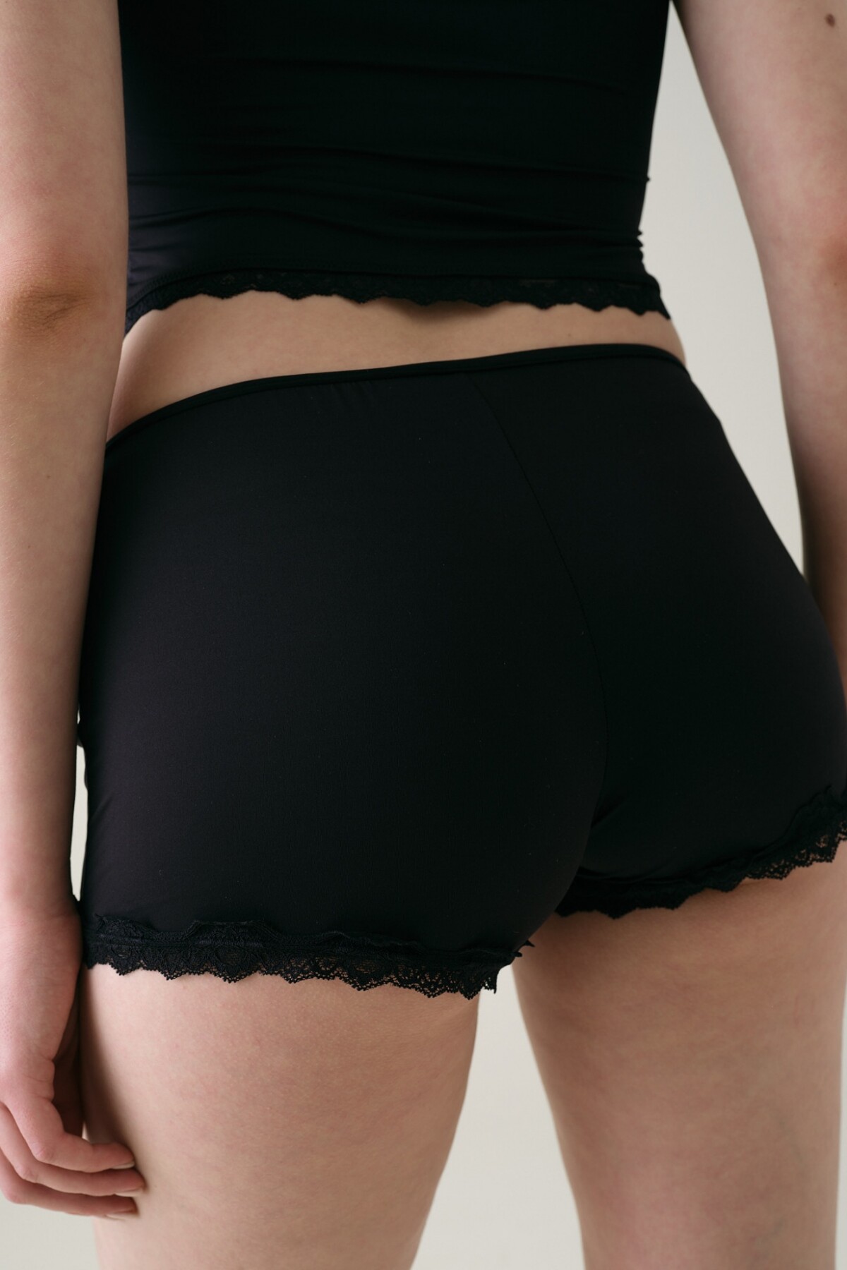 Micro Short Microfibra Peach Negro