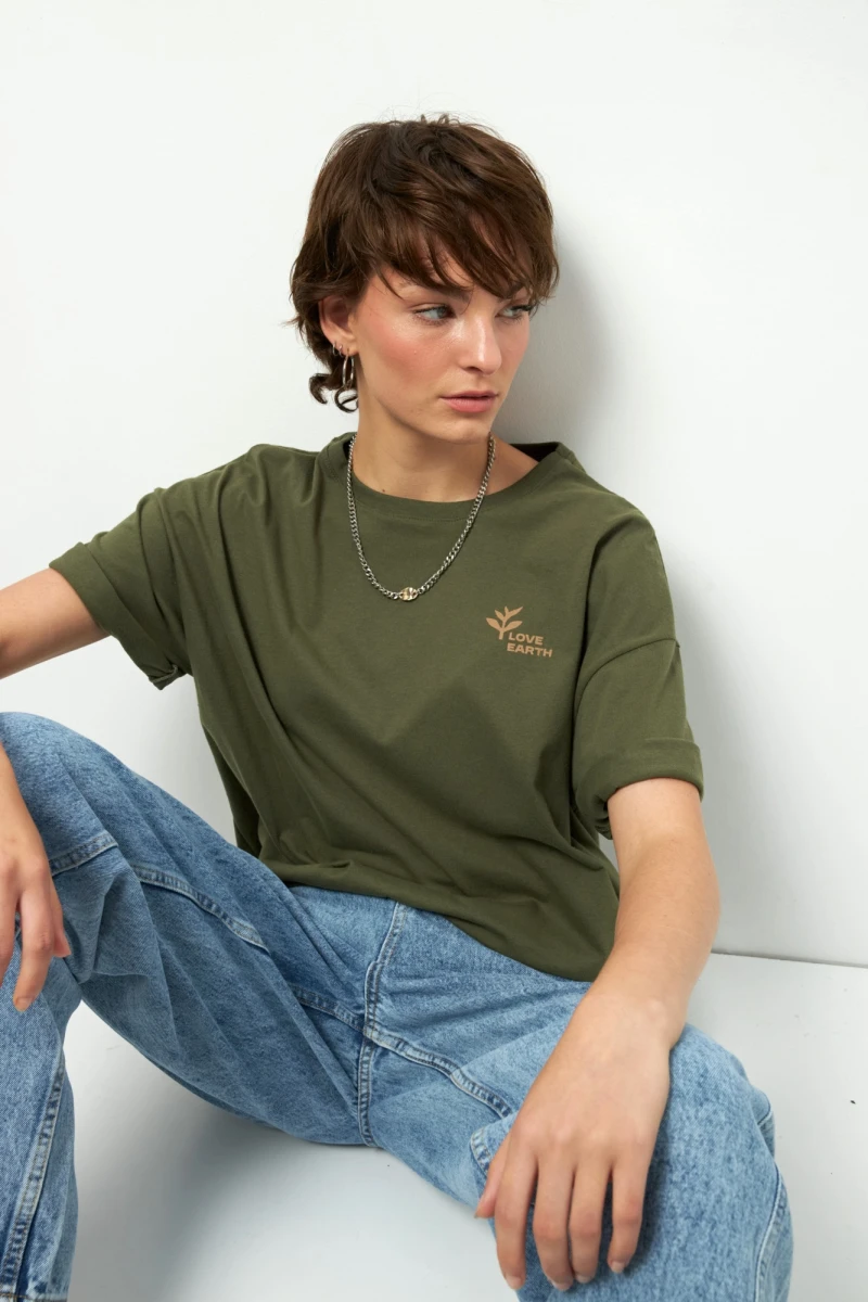 REMERA SOIL Verde Militar