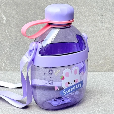 Botella Infantil Plástica Con Sorbito 650ML Botella Infantil Plástica Con Sorbito 650ML