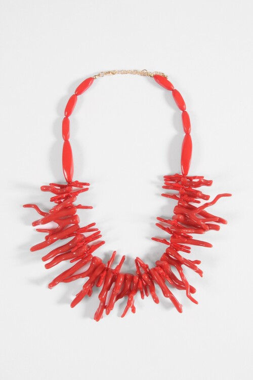 Collar coral rojo