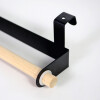 ORGANIZADOR METAL NEGRO/MADERA P/TOALLA 24X6.5CM Unica