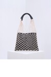 Canasto de red con bolso negro