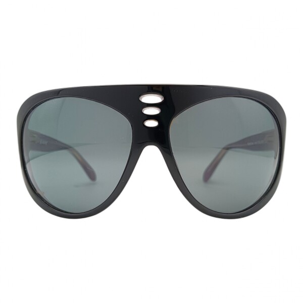 RG013020 negrouniforme