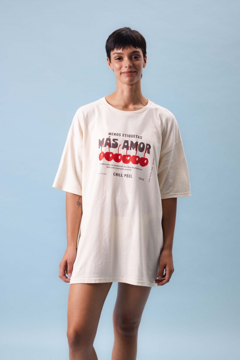 Remera Más Amor Crema