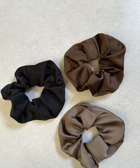 SCRUNCHIE SATIN NEGRO