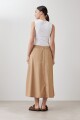 Falda midi con pinzas tostado