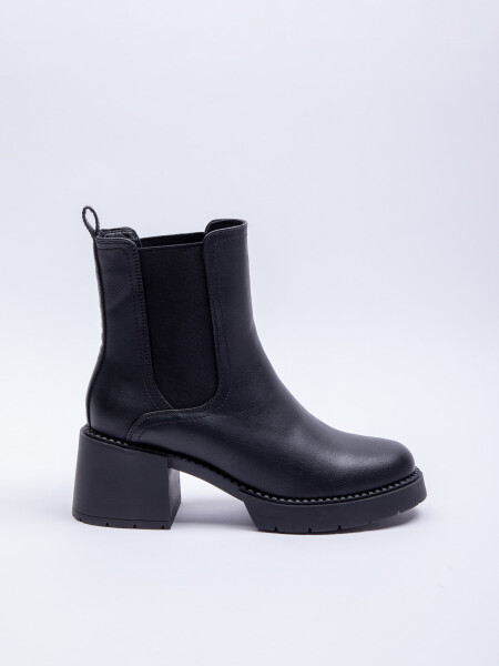 BOTA CORE Negro