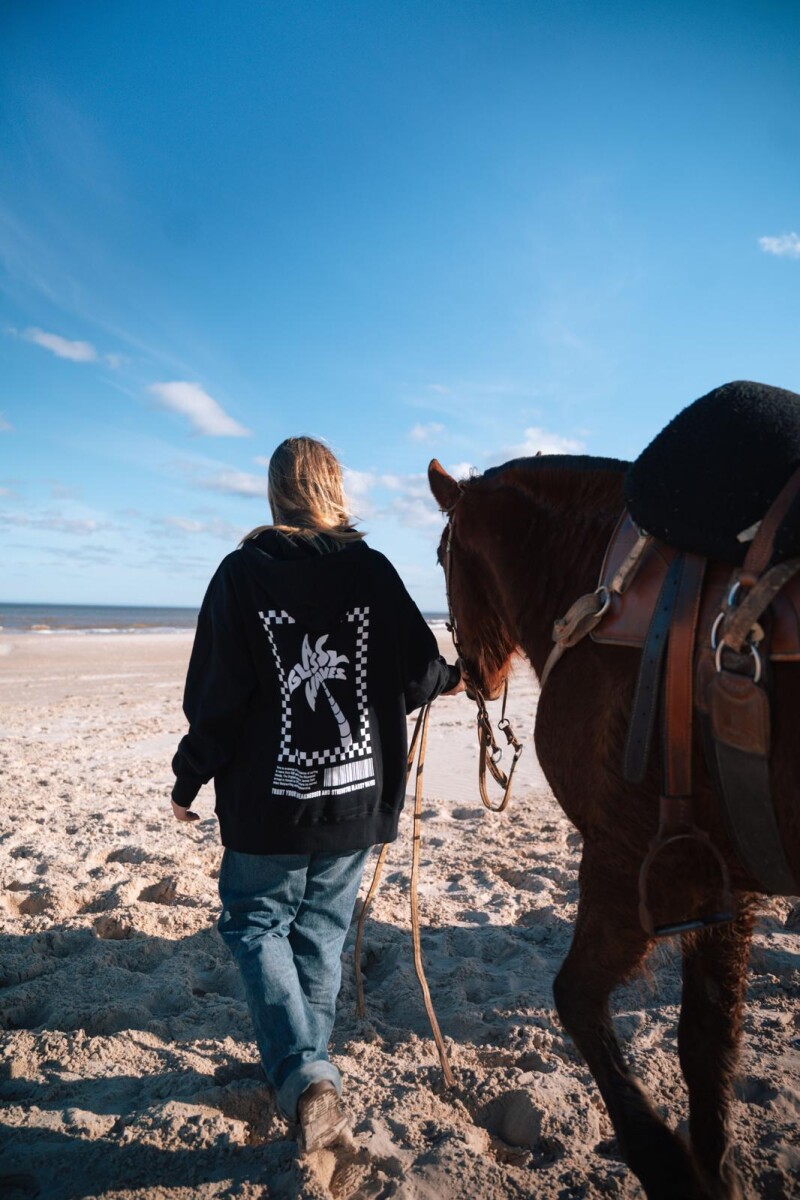 Hoodie Explorer / Negro U